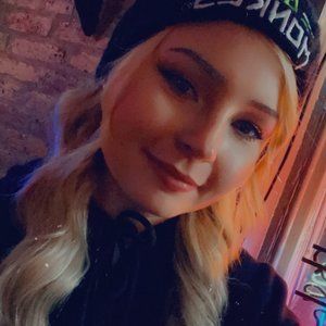 Meet your Posher, Catrena